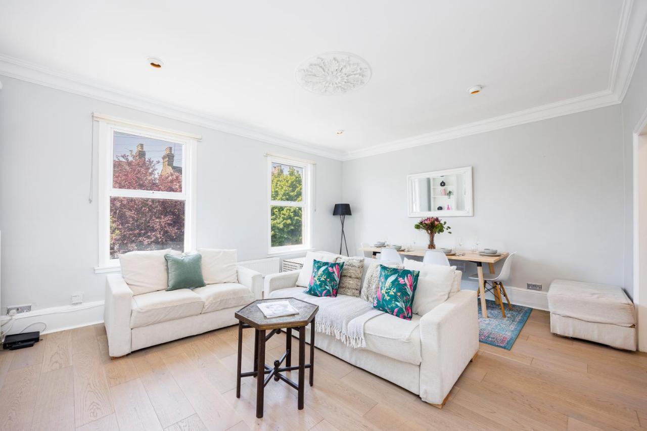 לונדון Welcomestay Colliers Wood Two Bed Apartment - Home Away From Home מראה חיצוני תמונה