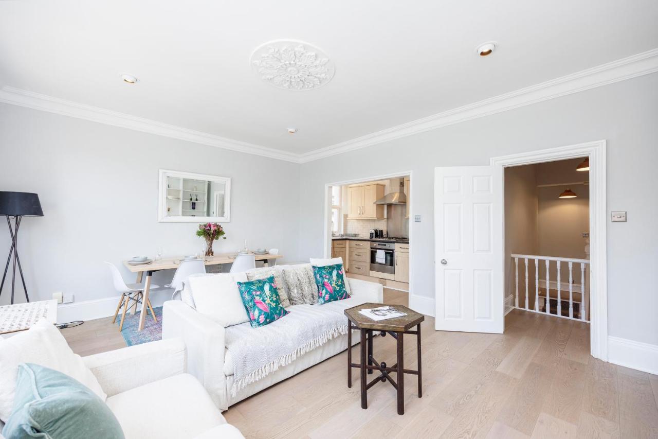 לונדון Welcomestay Colliers Wood Two Bed Apartment - Home Away From Home מראה חיצוני תמונה