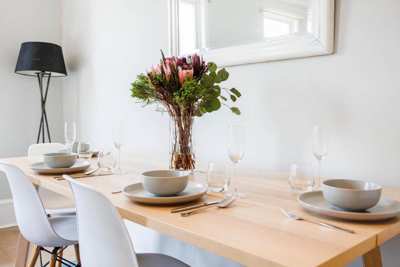 לונדון Welcomestay Colliers Wood Two Bed Apartment - Home Away From Home מראה חיצוני תמונה